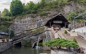 Au Repos De La Redoute